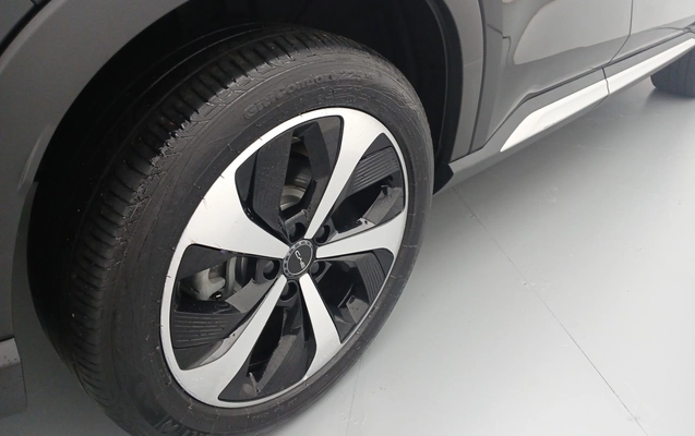 imagem-https://www.socarrao.com.br/sc-vehicle-images-prod/4438857/1792815287074-2_052144.jpg