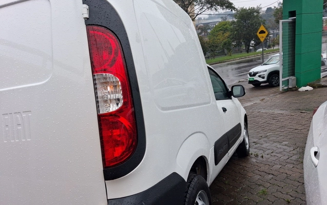 imagem-https://www.socarrao.com.br/sc-vehicle-images-prod/4438932/1792815391664-1_020149.jpg