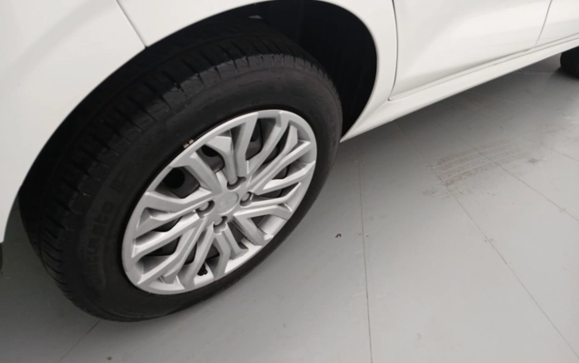 imagem-https://www.socarrao.com.br/sc-vehicle-images-prod/4439098/1792815666920-2_020356.jpg