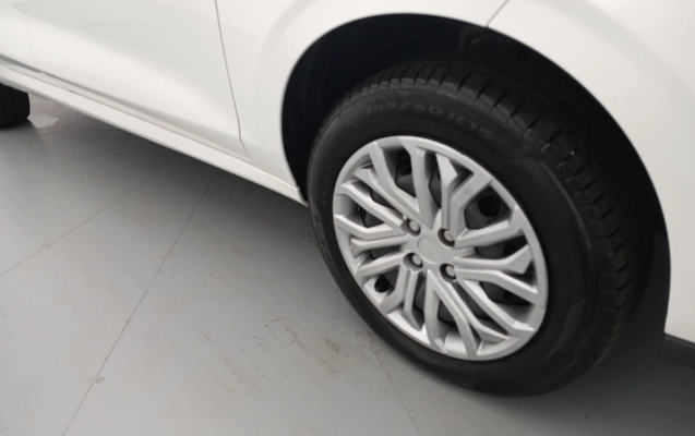 imagem-https://www.socarrao.com.br/sc-vehicle-images-prod/4439101/1792815678080-2_020935.jpg