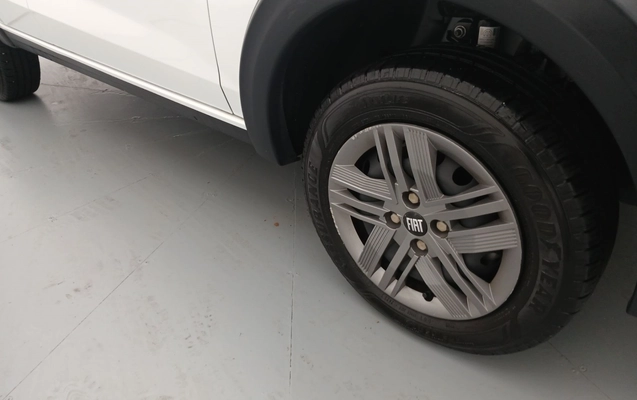 imagem-https://www.socarrao.com.br/sc-vehicle-images-prod/4439105/1792815683545-1_093647.jpg