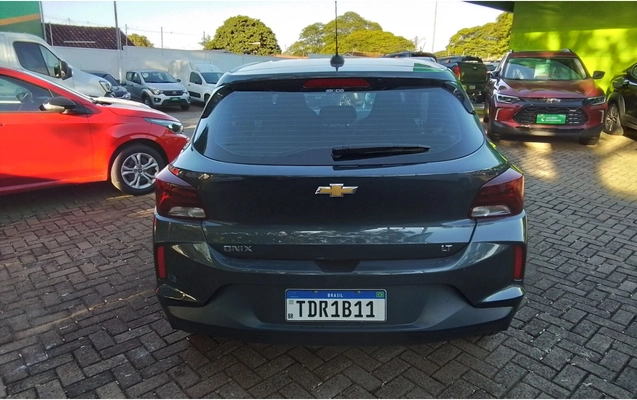 imagem-https://www.socarrao.com.br/sc-vehicle-images-prod/4439167/1792815758330-1_053043.jpg