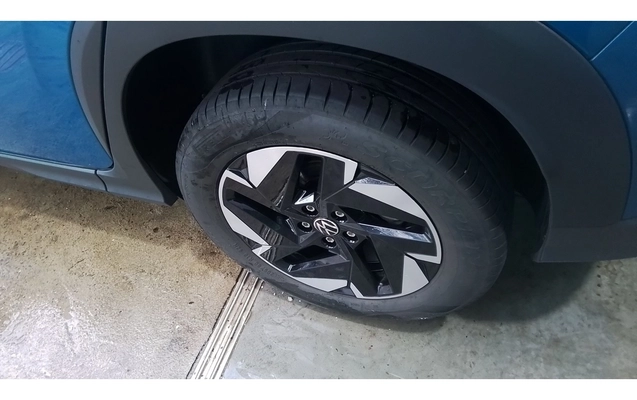 imagem-https://www.socarrao.com.br/sc-vehicle-images-prod/4439188/1792815789793-1_013152.jpg
