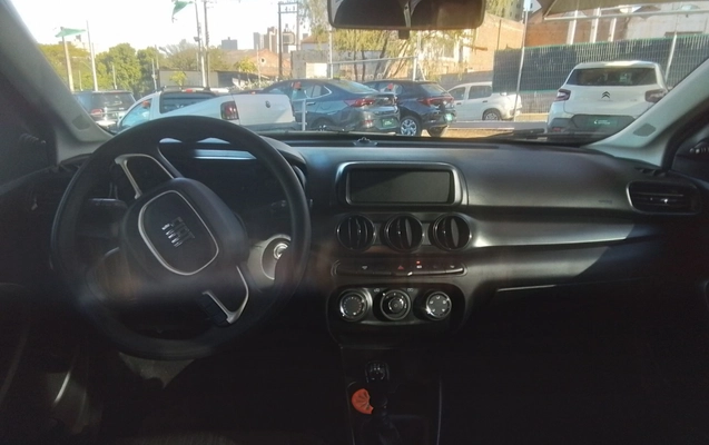 imagem-https://www.socarrao.com.br/sc-vehicle-images-prod/4439205/1792815805815-2_044205.jpg