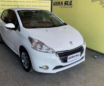 Peugeot 208 2015 Branco — foto 1 de 3