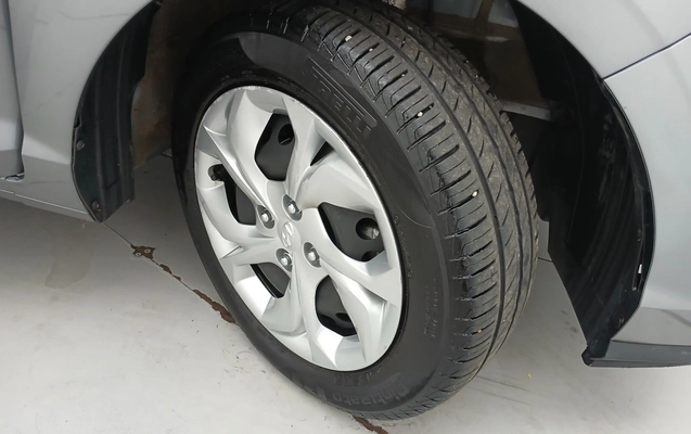 imagem-https://www.socarrao.com.br/sc-vehicle-images-prod/4439979/1792817788175-1_021240.jpg