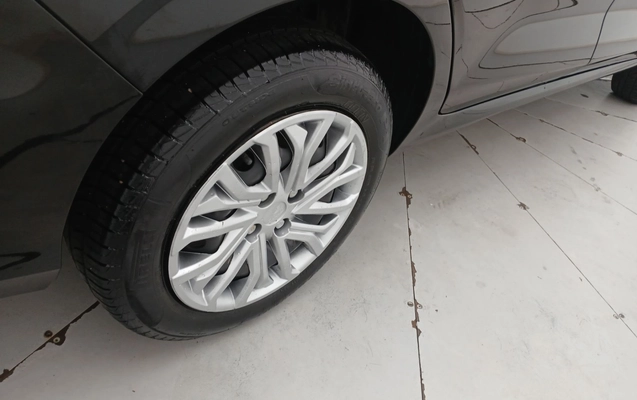 imagem-https://www.socarrao.com.br/sc-vehicle-images-prod/4440108/1792818577500-1_082436.jpg
