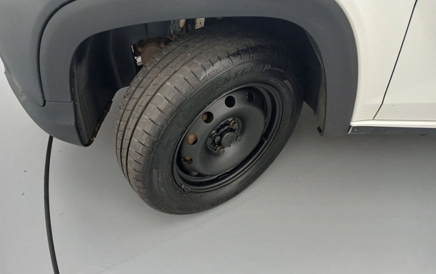 imagem-https://www.socarrao.com.br/sc-vehicle-images-prod/4440217/1792818805695-1_041840.jpg