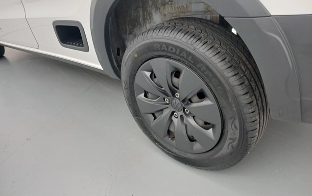 imagem-https://www.socarrao.com.br/sc-vehicle-images-prod/4440234/1792818816719-2_041840.jpg