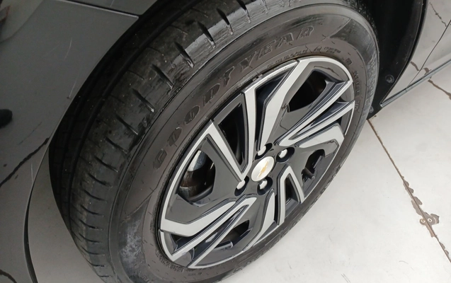 imagem-https://www.socarrao.com.br/sc-vehicle-images-prod/4440453/1792819763712-1_020716.jpg