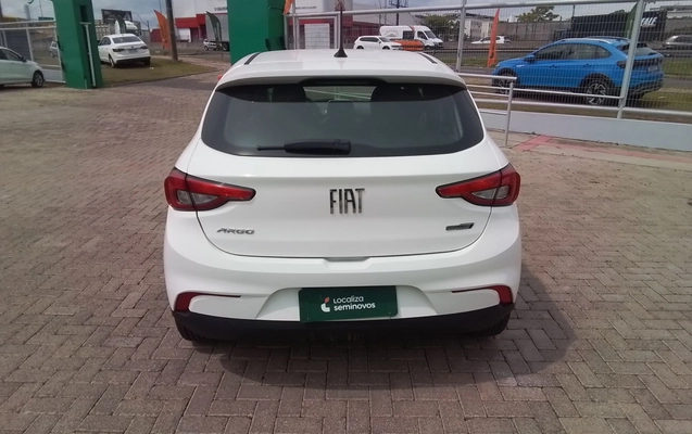 imagem-https://www.socarrao.com.br/sc-vehicle-images-prod/4440643/1792820389198-2_020457.jpg