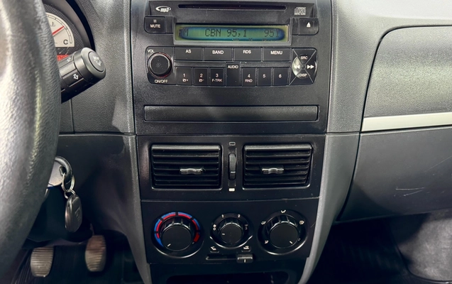 imagem-https://www.socarrao.com.br/sc-vehicle-images-prod/4441115/1792842160698-7_091609.jpg