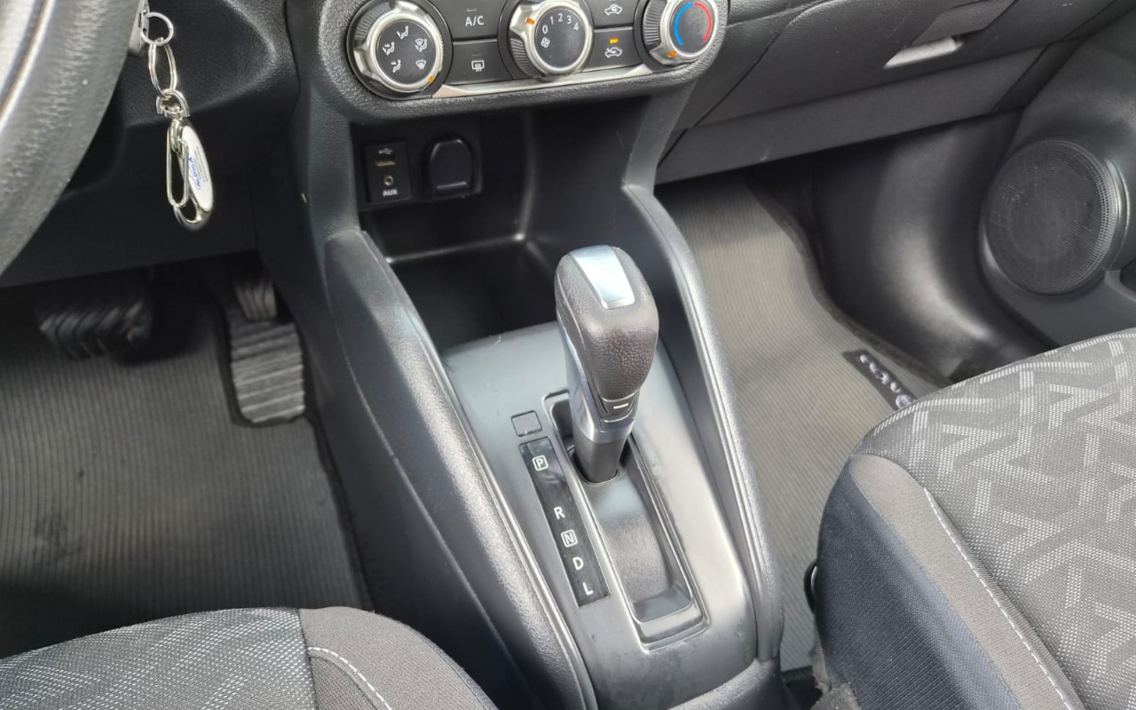 imagem-https://www.socarrao.com.br/sc-vehicle-images-prod/4441125/1792843879884-V2hhdHNBcHAgSW1hZ2UgMjAyNi0xMC0yMyBhdCAxNS41NC41OSAoNCkuanBlZw.jpeg