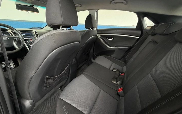 imagem-https://www.socarrao.com.br/sc-vehicle-images-prod/4441126/1792846099587-8582091_16_B_4a270cfe35.jpeg