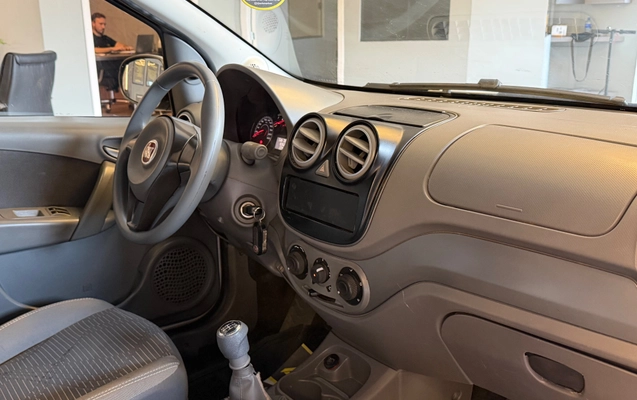 imagem-https://www.socarrao.com.br/sc-vehicle-images-prod/4441141/1792844756922-1d2a87946ef44b35a0e282bd01ce0fcb_1792782718525.jpg