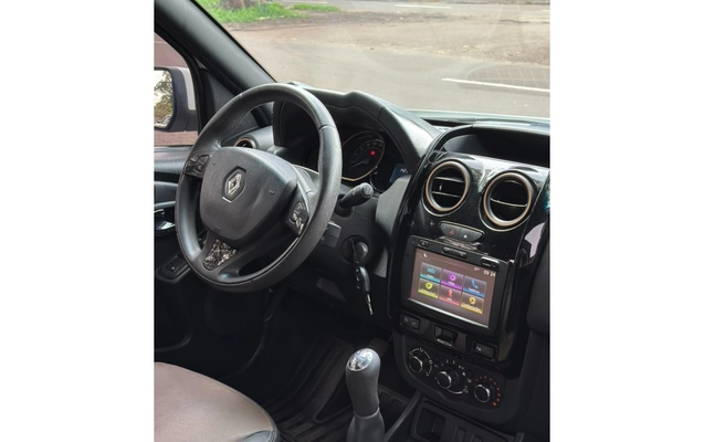 imagem-https://www.socarrao.com.br/sc-vehicle-images-prod/4441144/1792844799291-9_083735.jpg