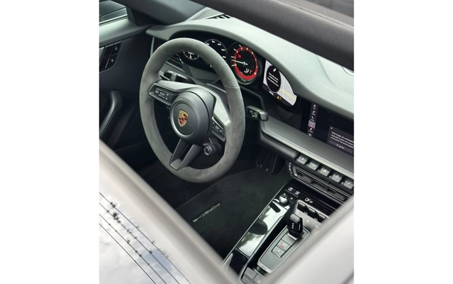imagem-https://www.socarrao.com.br/sc-vehicle-images-prod/4441148/1792844953682-5_092900.jpg