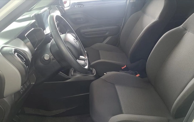 imagem-https://www.socarrao.com.br/sc-vehicle-images-prod/4441159/1792845383840-4ba51ca3-fcef-49c8-8a9e-12bb238207b720261024092314.jpeg