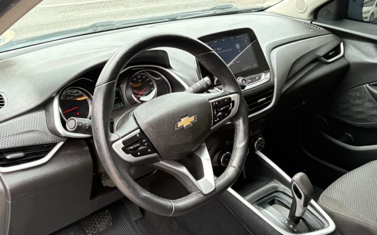 imagem-https://www.socarrao.com.br/sc-vehicle-images-prod/4441162/1792845394745-V2hhdHNBcHAgSW1hZ2UgMjAyNi0xMC0yMyBhdCAxMy4xMy40NCAoMykuanBlZw.jpeg