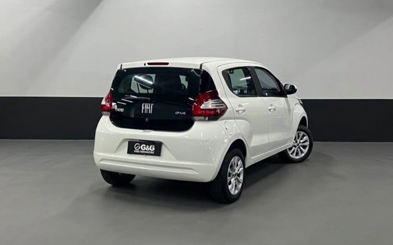 imagem-https://www.socarrao.com.br/sc-vehicle-images-prod/4441164/1792845447789-V2hhdHNBcHAgSW1hZ2UgMjAyNi0xMC0yMyBhdCAxNS4xMS4wNSAoMykuanBlZw.jpeg