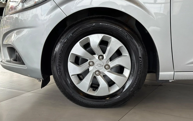 imagem-https://www.socarrao.com.br/sc-vehicle-images-prod/4441167/1792845503767-9e1f4cde436b4734a73994055f8ed0de_1792845410021.jpg
