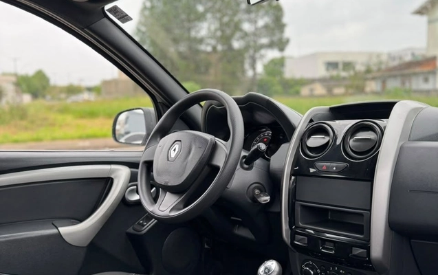 imagem-https://www.socarrao.com.br/sc-vehicle-images-prod/4441176/1792846197216-f5c5fa98240d412180f0c458170b618c_1792846156071.jpg