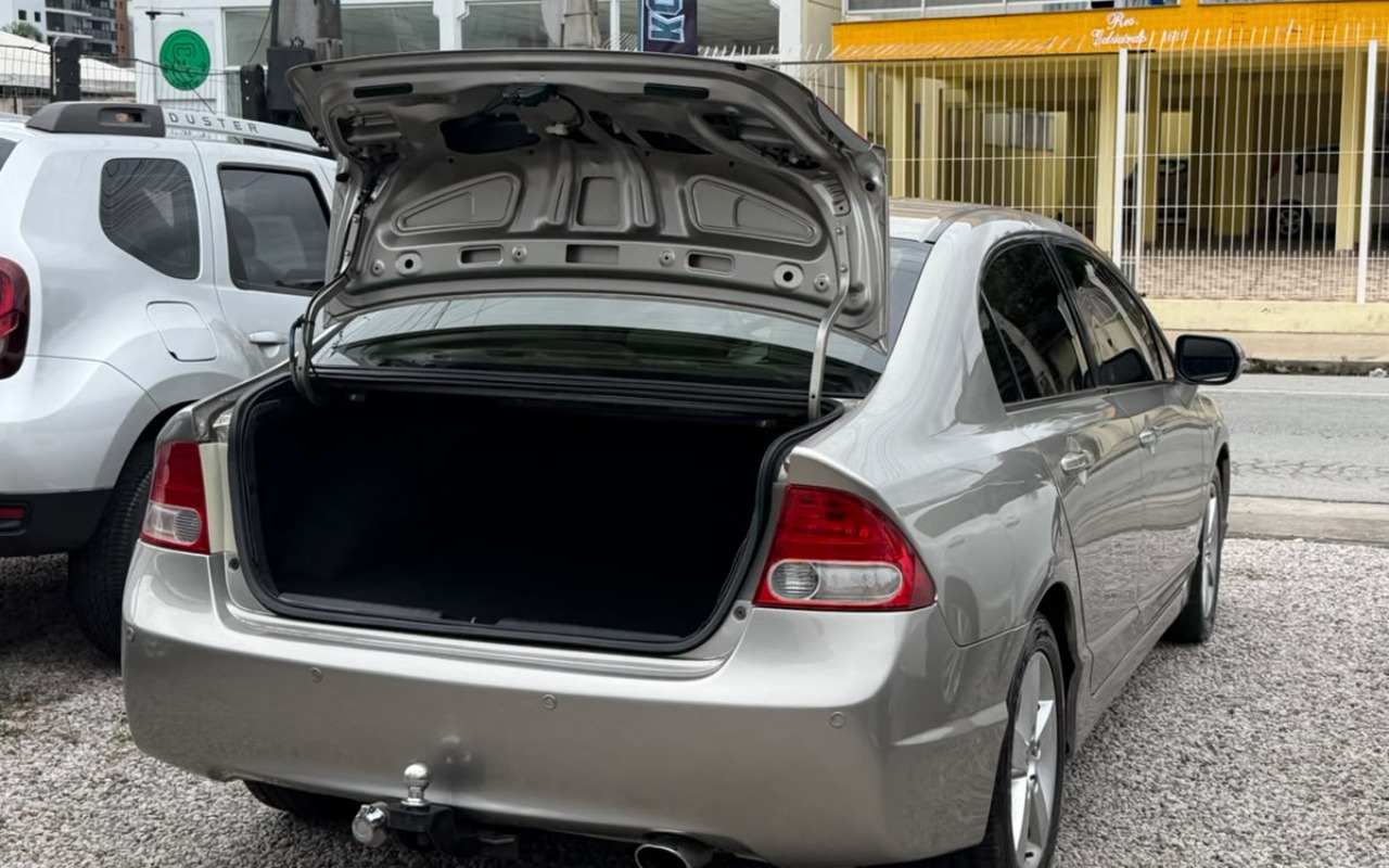 imagem-https://www.socarrao.com.br/sc-vehicle-images-prod/4441184/1792846593825-V2hhdHNBcHAgSW1hZ2UgMjAyNi0xMC0yMiBhdCAxMS4xNC40NyAoMykuanBlZw.jpeg