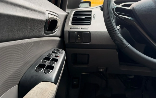imagem-https://www.socarrao.com.br/sc-vehicle-images-prod/4441184/1792846594380-V2hhdHNBcHAgSW1hZ2UgMjAyNi0xMC0yMiBhdCAxMS4xNC40Ni5qcGVn.jpeg