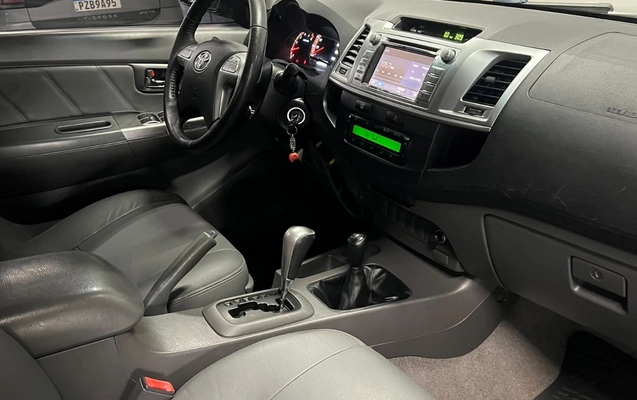 imagem-https://www.socarrao.com.br/sc-vehicle-images-prod/4441189/1792846779217-V2hhdHNBcHAgSW1hZ2UgMjAyNi0xMC0yMyBhdCAxOC4xOS4wMCAoMikuanBlZw.jpeg