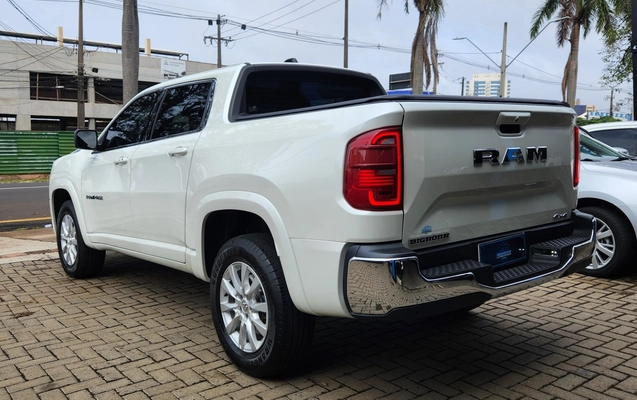 imagem-https://www.socarrao.com.br/sc-vehicle-images-prod/4441198/1792847063529-07581967-c697-41dd-85e3-35157e2c0814.jpg