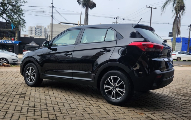 imagem-https://www.socarrao.com.br/sc-vehicle-images-prod/4441201/1792847179339-aff11ae2-87b6-4268-95f6-fd3252d430c0.jpg