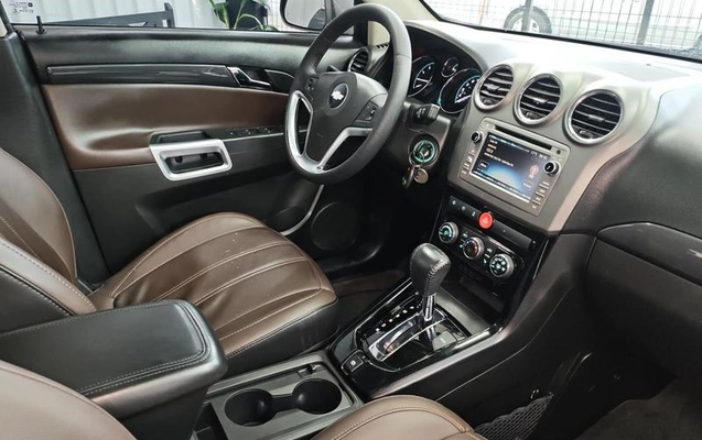 imagem-https://www.socarrao.com.br/sc-vehicle-images-prod/4441215/1792856025348-8603046_9_B_76abbdca64.jpeg