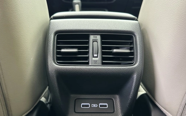 imagem-https://www.socarrao.com.br/sc-vehicle-images-prod/4441228/1792848116578-vehicle_image_1792848010_813beb59404242a6a1427a9f4a680dd3.jpeg