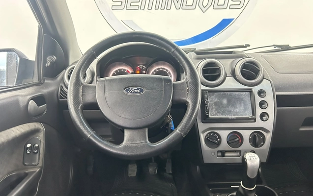 imagem-https://www.socarrao.com.br/sc-vehicle-images-prod/4441239/1792848530459-7_102831.jpg