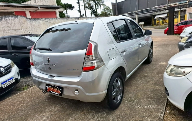 imagem-https://www.socarrao.com.br/sc-vehicle-images-prod/4441256/1792848963967-5_103533.jpg