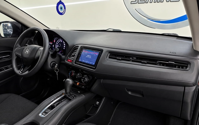 imagem-https://www.socarrao.com.br/sc-vehicle-images-prod/4441258/1792849020266-9_101515.jpg