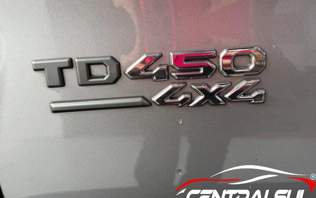 imagem-https://www.socarrao.com.br/sc-vehicle-images-prod/4441260/1792849475345-41b9c991463f4ea5b2ad4c252bfb1884_1792849007295.jpg
