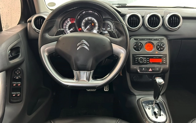 imagem-https://www.socarrao.com.br/sc-vehicle-images-prod/4441269/1792849343146-7_101948.jpg