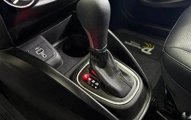 imagem-https://www.socarrao.com.br/sc-vehicle-images-prod/4441273/1792849421596-017a7a5a-81d7-0ad0-2fca-ae2976eea52e-whatsappimage2026-10-20at1501101jpeg.jpg