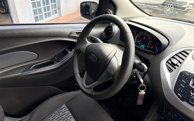 imagem-https://www.socarrao.com.br/sc-vehicle-images-prod/4441275/1792849533169-8560277_6_B_4711d29aa6.jpeg