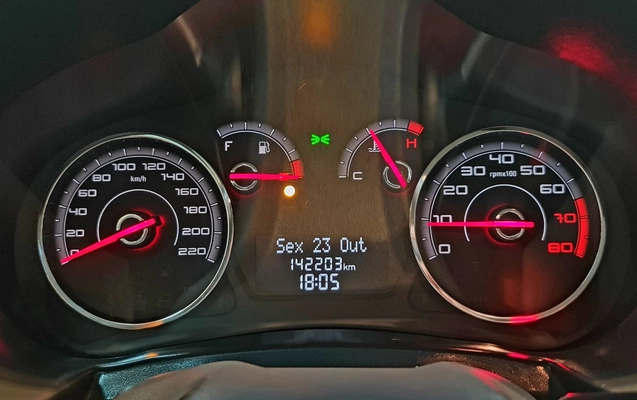 imagem-https://www.socarrao.com.br/sc-vehicle-images-prod/4441290/1792849831713-MjAyNjEwMjNfMTgwNTA3KDEpLmpwZw.jpg