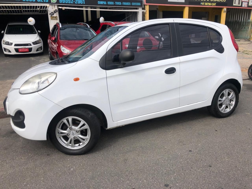 Caoa Chery QQ 1.0 Look FL 12V/1.0 12V Flex 5p na cor Branco em Curitiba / PR - 44413
