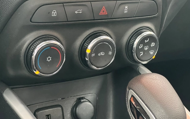 imagem-https://www.socarrao.com.br/sc-vehicle-images-prod/4441304/1792850450905-V2hhdHNBcHAgSW1hZ2UgMjAyNi0xMC0yMyBhdCAxNy4wOS41MS5qcGVn.jpeg