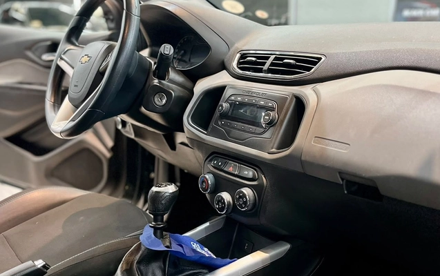 imagem-https://www.socarrao.com.br/sc-vehicle-images-prod/4441314/1792850775954-3a8cb062140f4630896aacd7be21dfb3_1792848299797.jpg