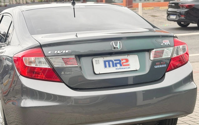 imagem-https://www.socarrao.com.br/sc-vehicle-images-prod/4441322/1792850973855-003_43ed506e48671a383a96b7e73f128157.jpg