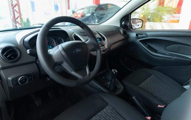 imagem-https://www.socarrao.com.br/sc-vehicle-images-prod/4441328/1792851166303-SjndbQYDzREiiMe6VCs5cFyzMOtjkMVT.jpg