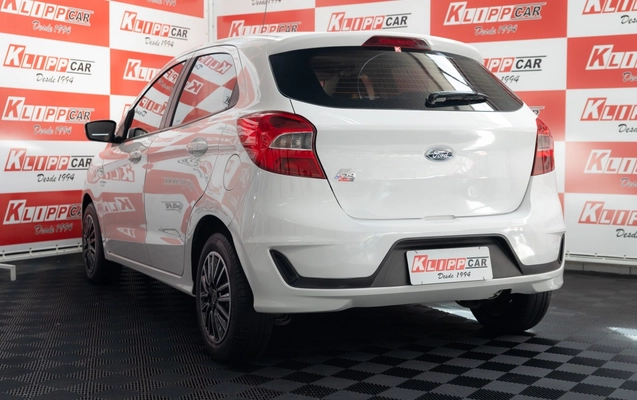 imagem-https://www.socarrao.com.br/sc-vehicle-images-prod/4441328/1792851166311-qffj1oTVivFE4jv6xu00EbzyphdQCstM.jpg
