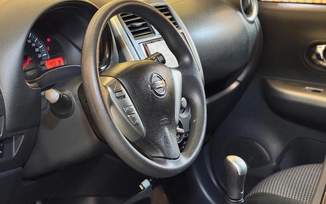 imagem-https://www.socarrao.com.br/sc-vehicle-images-prod/4441337/1792851321760-8568982_9_B_70a500d531.jpeg