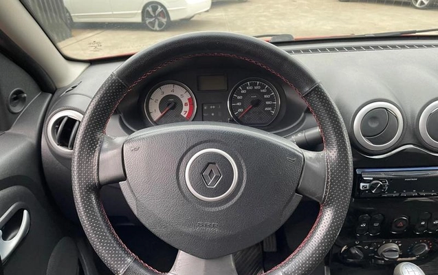 imagem-https://www.socarrao.com.br/sc-vehicle-images-prod/4441352/1792852204348-8597794_6_B_65eed66950.jpeg