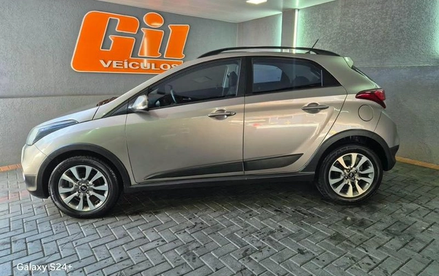 imagem-https://www.socarrao.com.br/sc-vehicle-images-prod/4441361/1792852308779-8603544_2_B_9997a141b9.jpeg